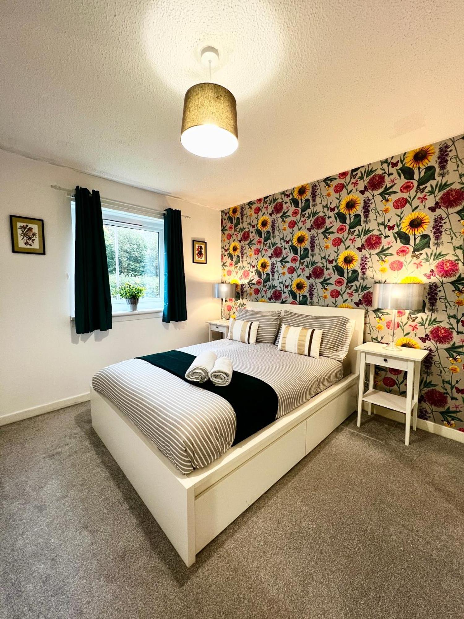 شقة Ground Floor Flat With Free Parking & Wifi غلاسغو المظهر الخارجي الصورة