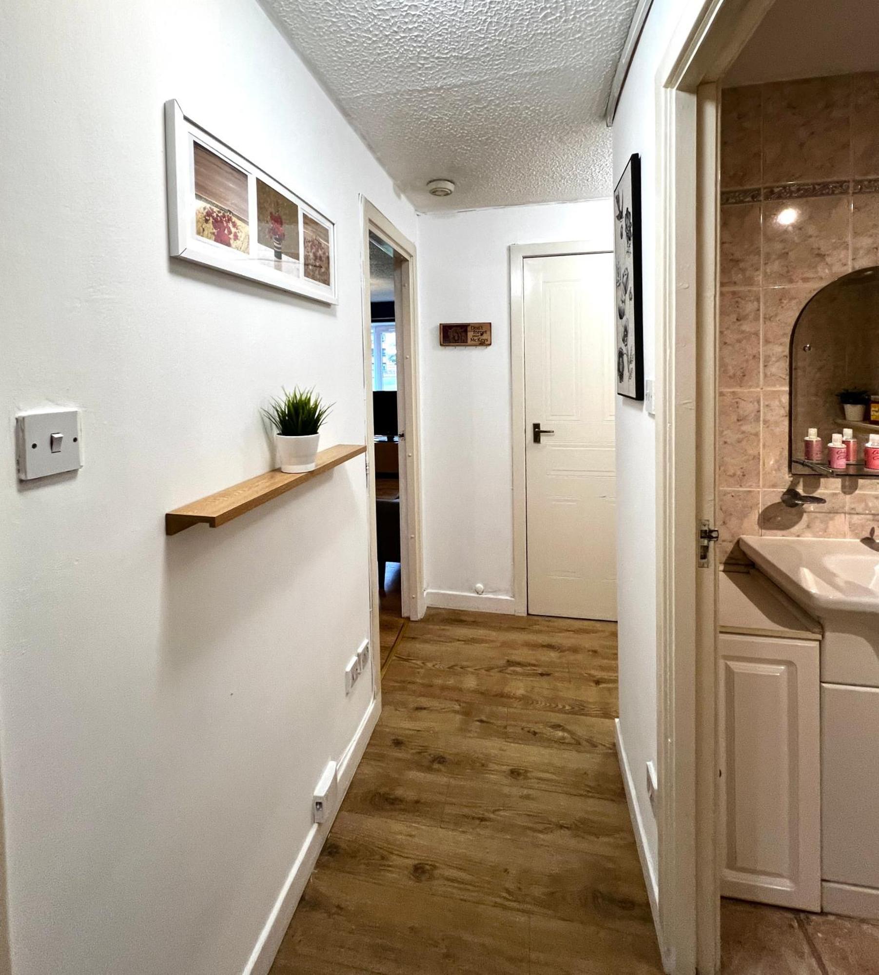 شقة Ground Floor Flat With Free Parking & Wifi غلاسغو المظهر الخارجي الصورة